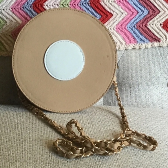 Nila Anthony Donut purse with zipper closure - Picture 3 of 6